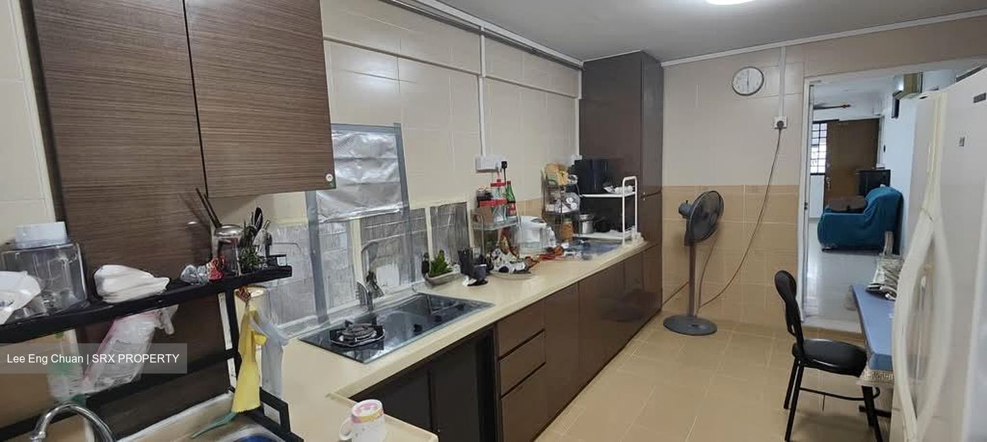 Blk 228 Bukit Batok Central (Bukit Batok), HDB 3 Rooms #567562411